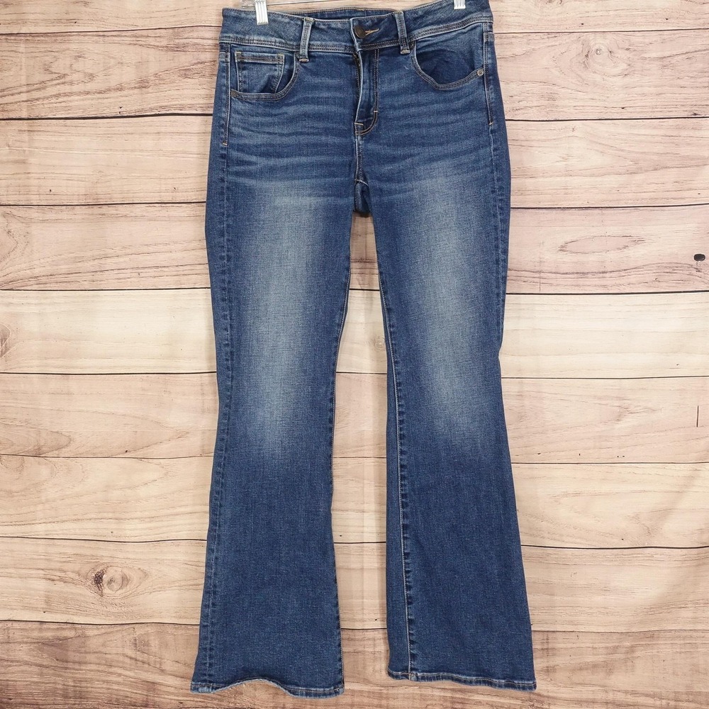 American Eagle Outfitters Women's Boot Cut Jeans - Medium Blue Wash